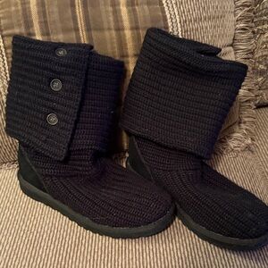 Ladies W Classic Carey Ugg Boots Sz 6 Box Included